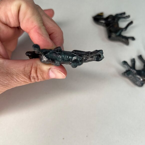 Vintage Pot Metal Toy Horses Lot of 5 Carnival Prize with Chain 2" Tall - Picture 5 of 10